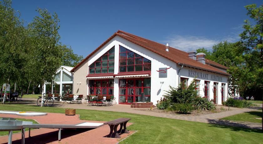 Nienburg  Bernstein Acamed Resort מראה חיצוני תמונה